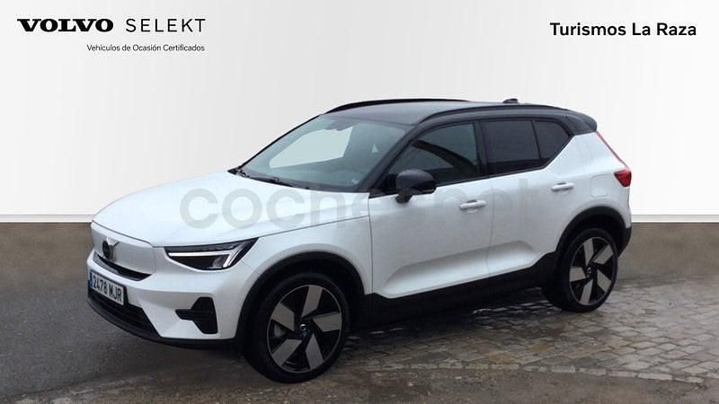 Usado Volvo XC40 Plus 185 kW (252 CV) 2023 Blanco SUV