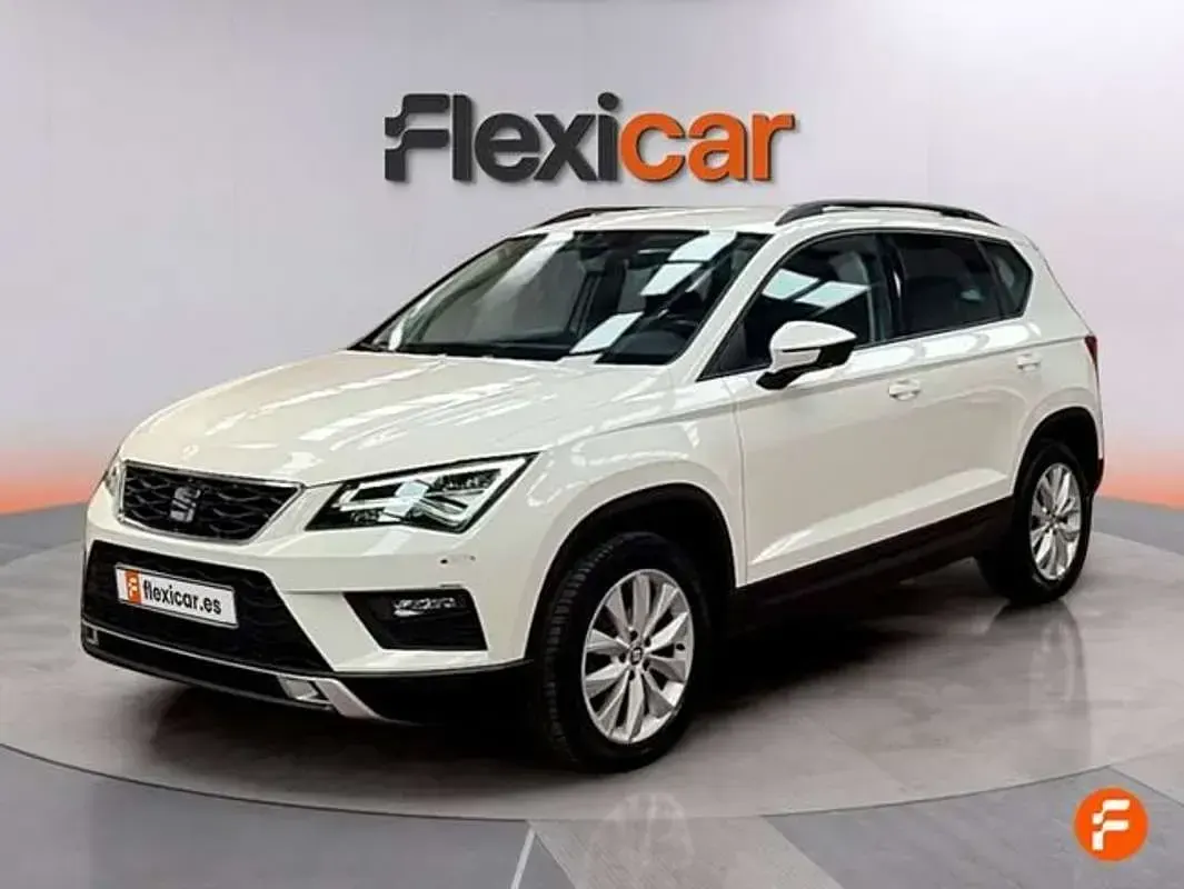 Usado Seat Ateca Ecomotive 116 CV (85 kW) 2019 Blanco SUV