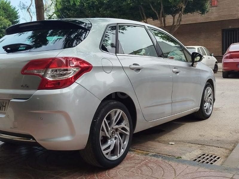 Usado Citroën C4 92 CV (67 kW) 2012 Gris / plata Berlina