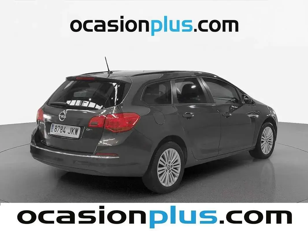 Usado Opel Astra Selective 136 CV (100 kW) 2015 Gris Familiar