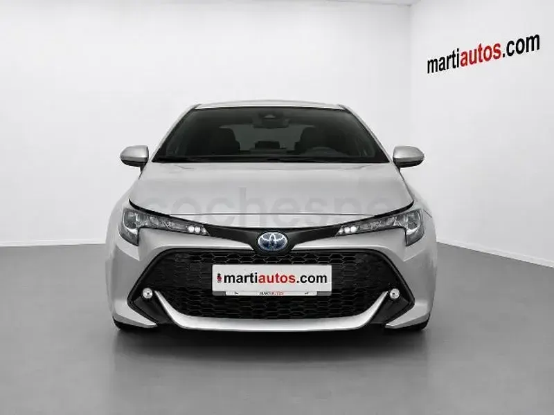Usado Toyota Corolla Active 122 CV (89 kW) 2022 Gris / plata Familiar