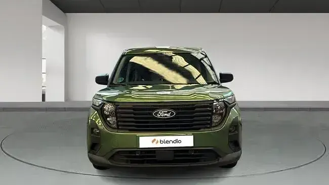 Usado Ford Tourneo Courier Trend 125 CV (91 kW) 2025 Verde Monovolumen