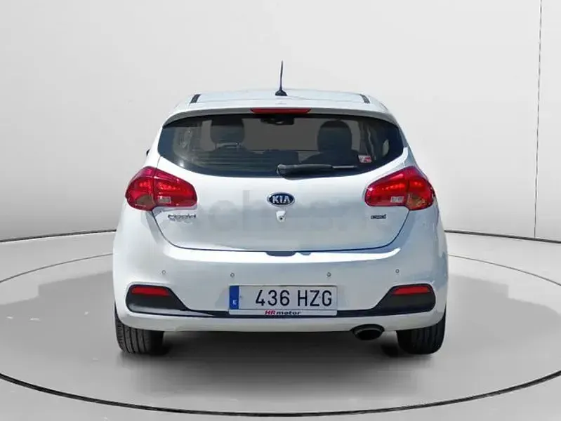 Usado Kia Ceed GT 90 CV (66 kW) 2014 Blanco Berlina