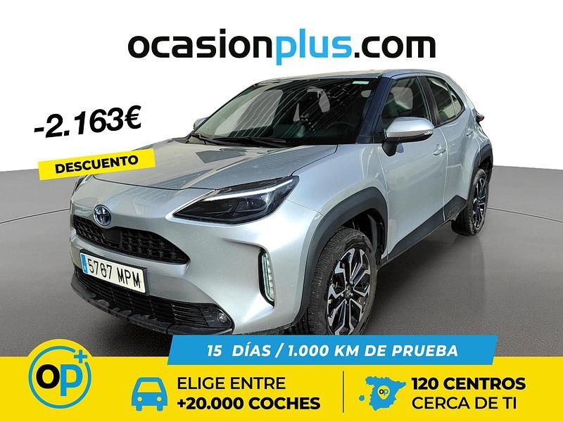 Gris Usado 2024 Toyota Yaris Hybrid Active Recogida | 23.800 € (Precio justo) - Imagen 1/4