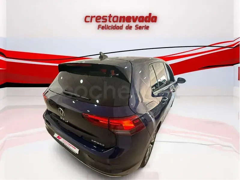 Usado VW Golf VIII 204 CV (150 kW) 2023 Azul Berlina