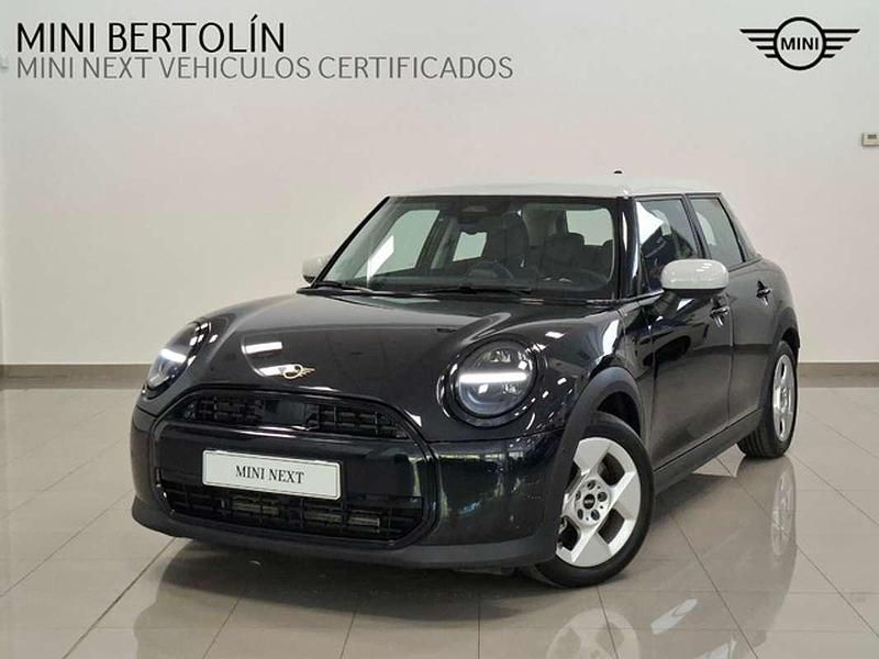 Negro Usado 2025 Mini Cooper Essential Utilitario | 28.700 € (Caro) - Imagen 1/4