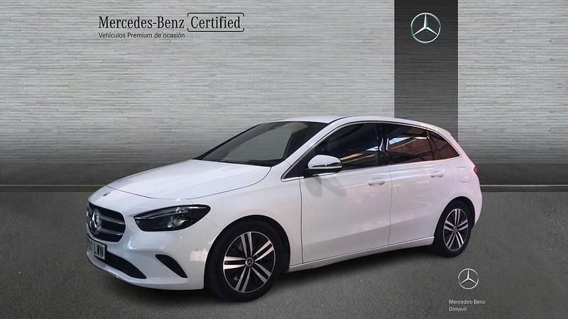 Usado Mercedes B180 Progressive 116 CV (85 kW) 2022 Blanco Monovolumen