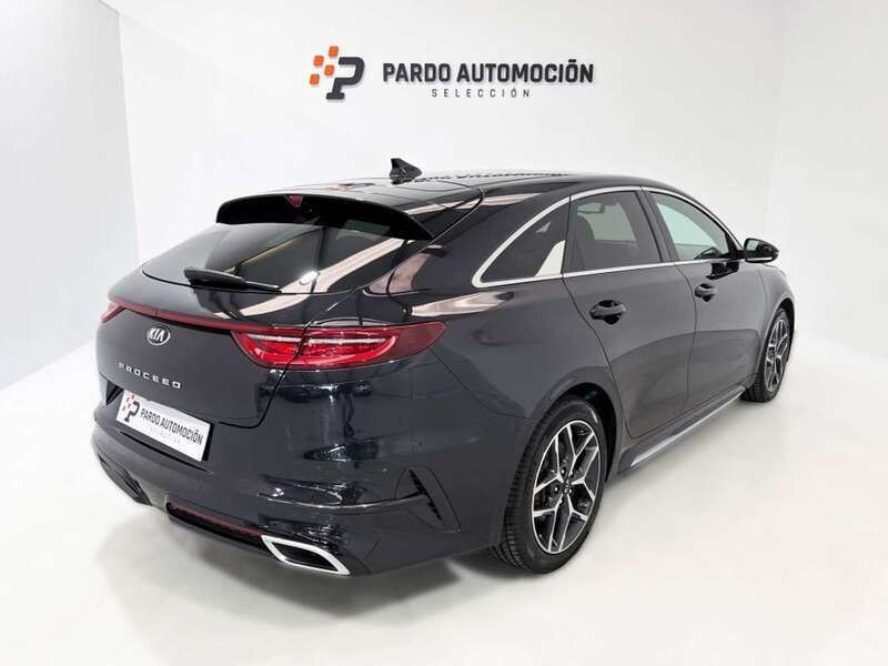 Usado Kia ProCeed GT-Line 136 CV (100 kW) 2020 Negro Utilitario