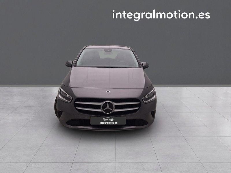 Usado Mercedes B180 136 CV (100 kW) 2020 Gris Monovolumen