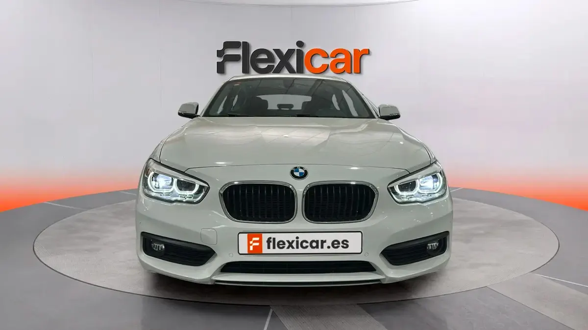 Usado BMW 118 150 CV (110 kW) 2017 Blanco Utilitario
