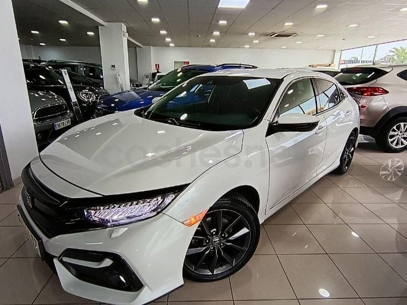 Usado Honda Civic Elegance 126 CV (92 kW) 2022 Blanco Berlina