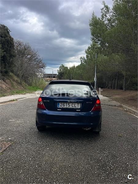 Usado Honda Civic ES 100 CV (73 kW) 2004 Azul Berlina