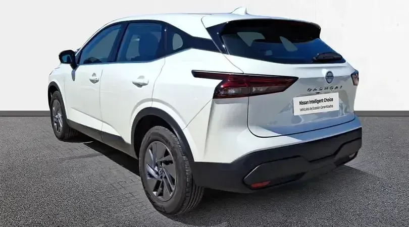 Usado Nissan Qashqai Acenta 140 CV (102 kW) 2023 Lunar white (perlada) SUV