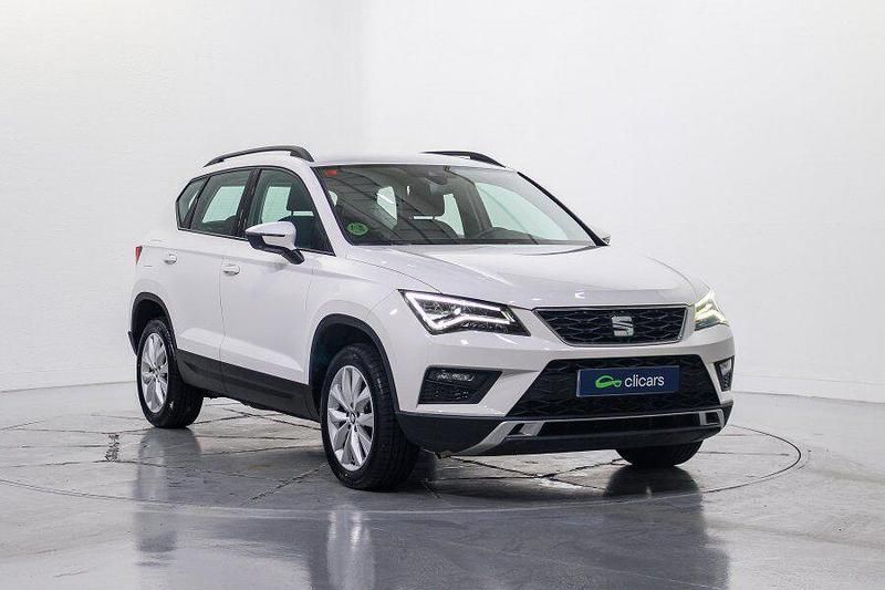 Usado Seat Ateca Style 150 CV (110 kW) 2019 Blanco SUV
