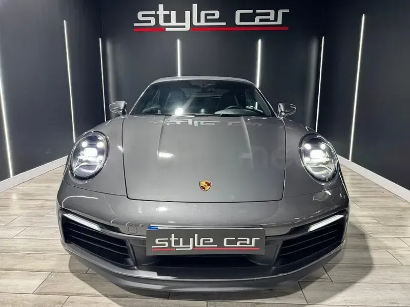 Usado Porsche 911 Carrera S Cabriolet 450 CV (330 kW) 2023 Gris / plata Descapotable