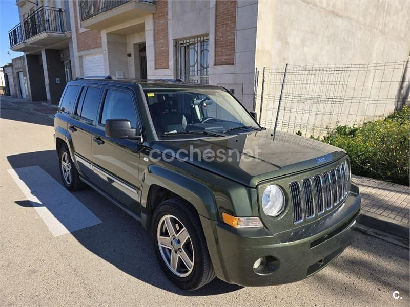 Verde Usado 2009 Jeep Patriot Limited SUV | 6450 € - Imagen 1/4