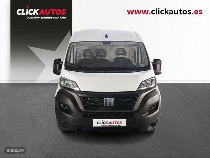 Usado Fiat Ducato 140 CV (102 kW) 2023 Blanco Van