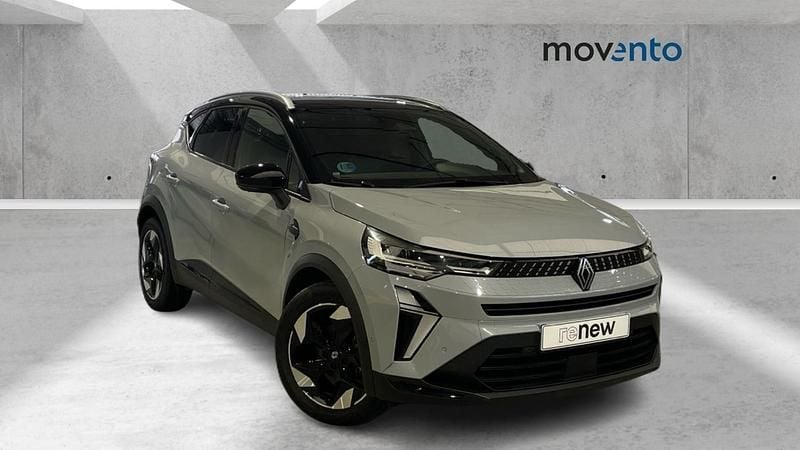 Usado Renault Captur Techno 100 CV (73 kW) 2025 Gris / plata SUV