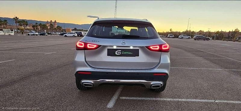 Usado Mercedes GLA250 218 CV (160 kW) 2021 Gris SUV