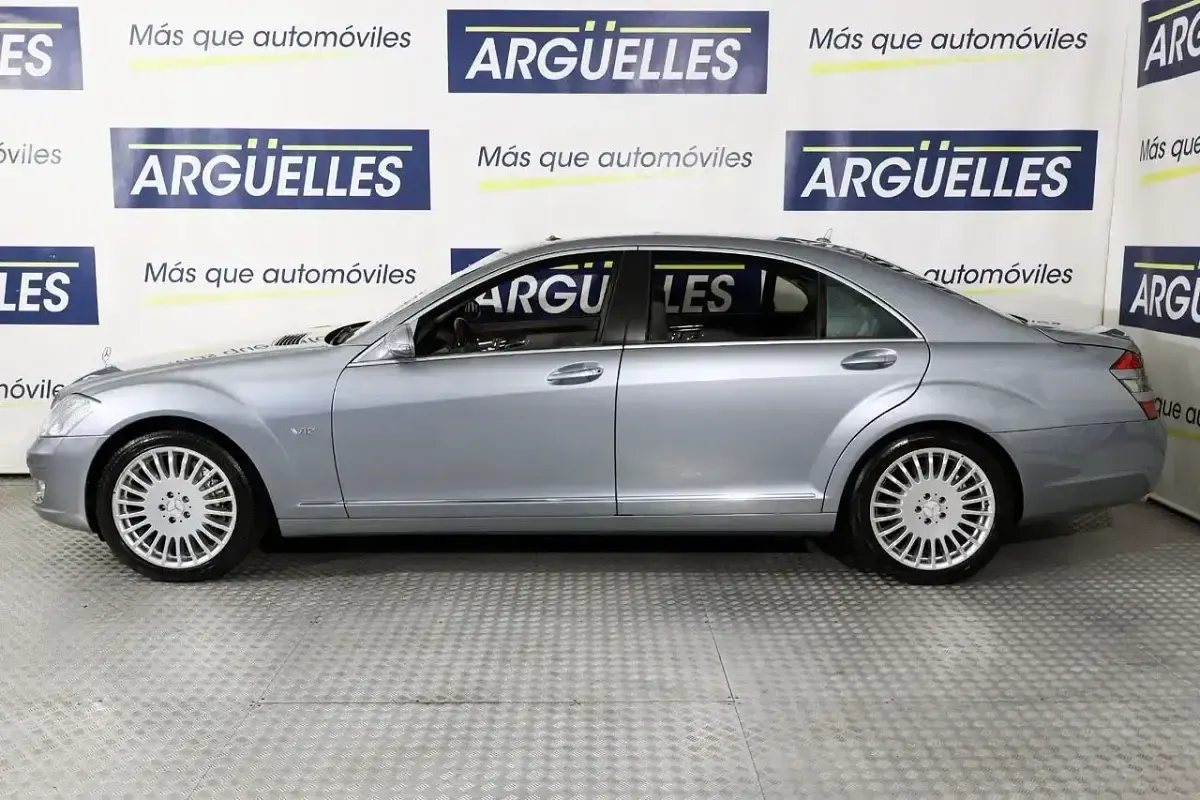 Usado Mercedes S600 517 CV (380 kW) 2006 Gris Berlina