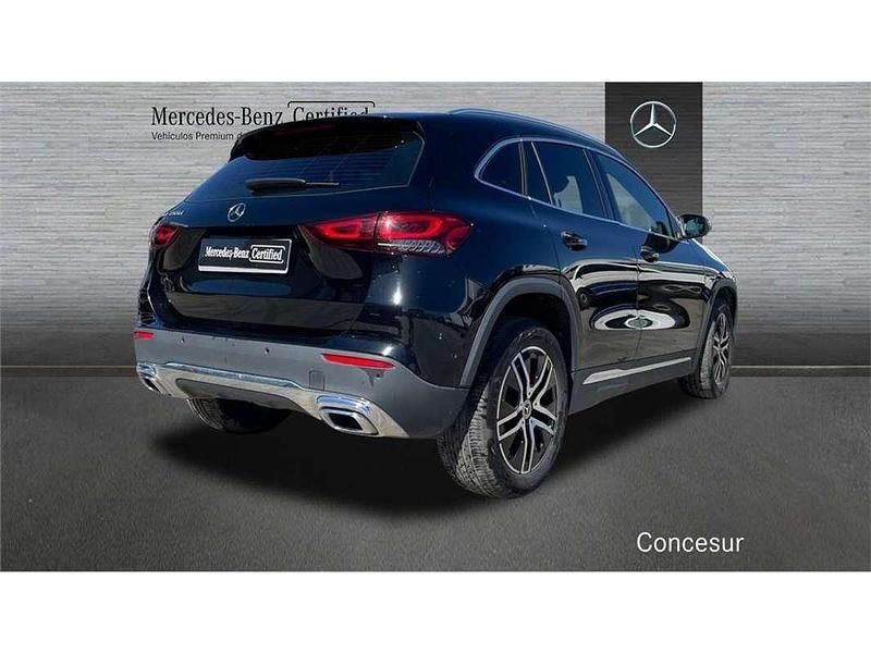 Usado Mercedes GLA200 136 CV (100 kW) 2022 Negro SUV