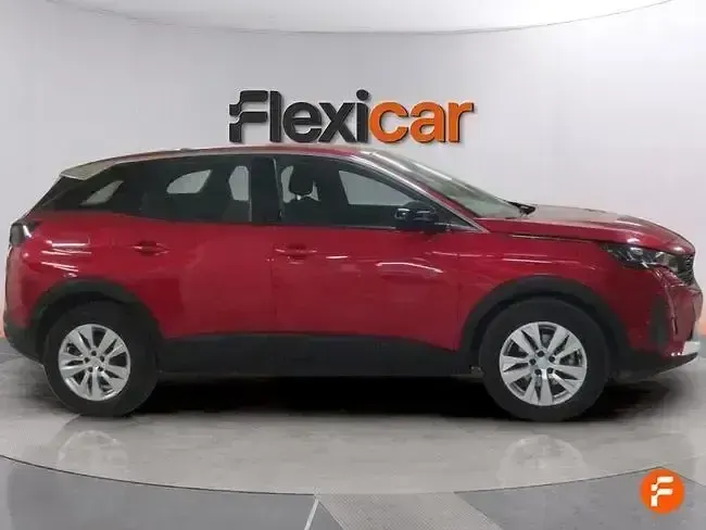 Usado Peugeot 3008 Active 130 CV (95 kW) 2023 Rojo SUV