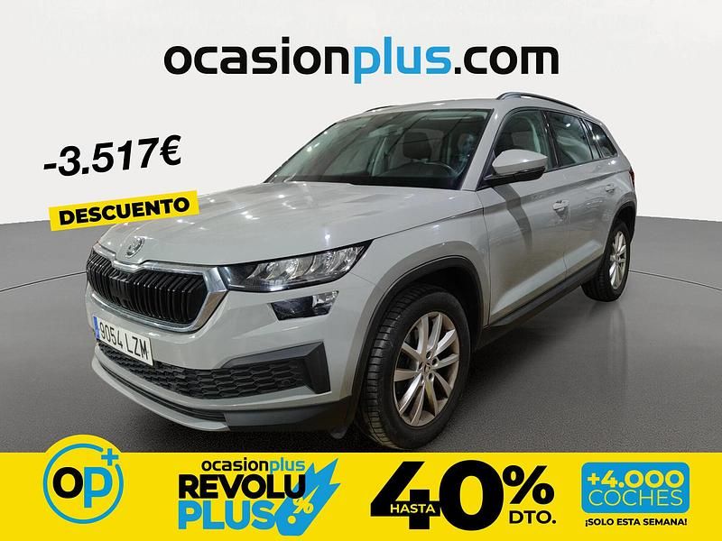 Usado Skoda Kodiaq Ambition 150 CV (110 kW) 2022 Gris / plata SUV