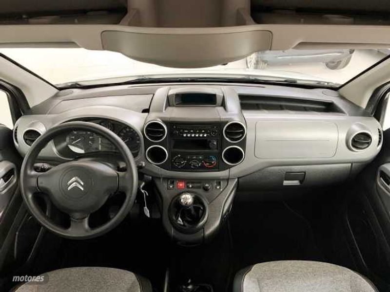 Usado Citroën Berlingo Live 102 CV (75 kW) 2018 Blanco Monovolumen