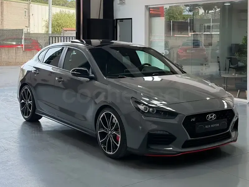 Usado Hyundai i30 N Performance 275 HP (202 kW) 2019 Cinzento Sedan