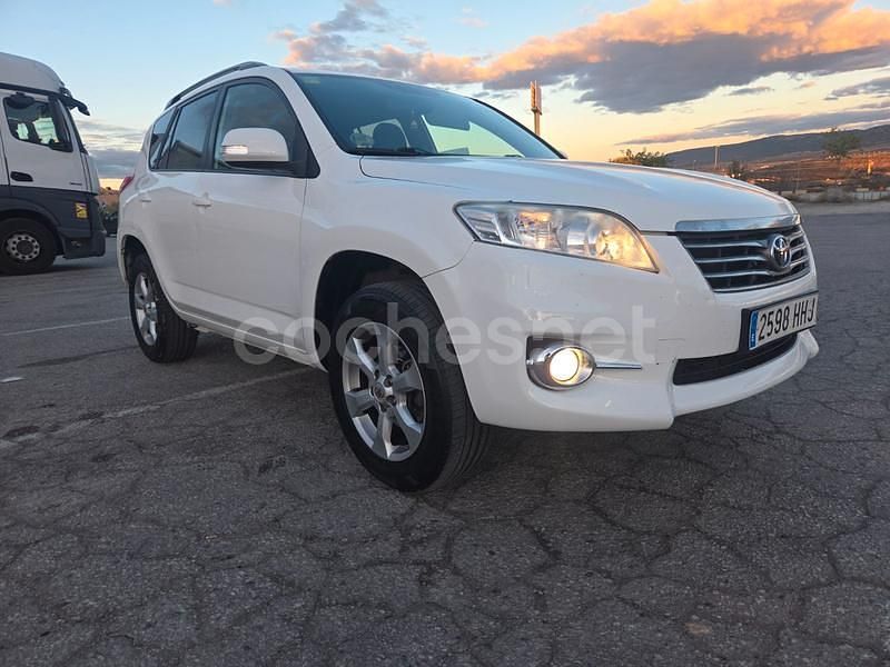 Usado Toyota RAV4 Advance 150 CV (110 kW) 2011 Blanco SUV