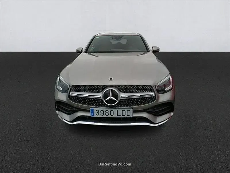 Usado Mercedes GLC300 245 CV (180 kW) 2019 Gris / plata SUV