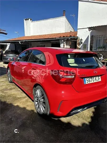 Usado Mercedes A200 136 CV (100 kW) 2018 Rojo Berlina