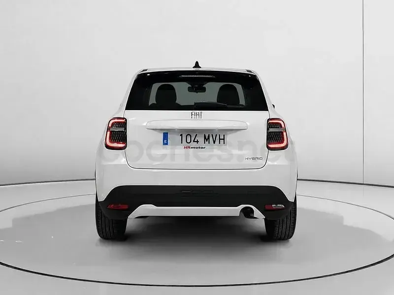 Usado Fiat 600 100 CV (73 kW) 2024 Blanco SUV