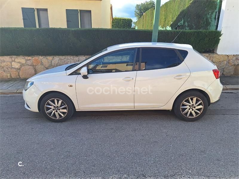 Blanco Usado 2014 Seat Ibiza Style Berlina | 5400 € (Buen precio) - Imagen 1/4