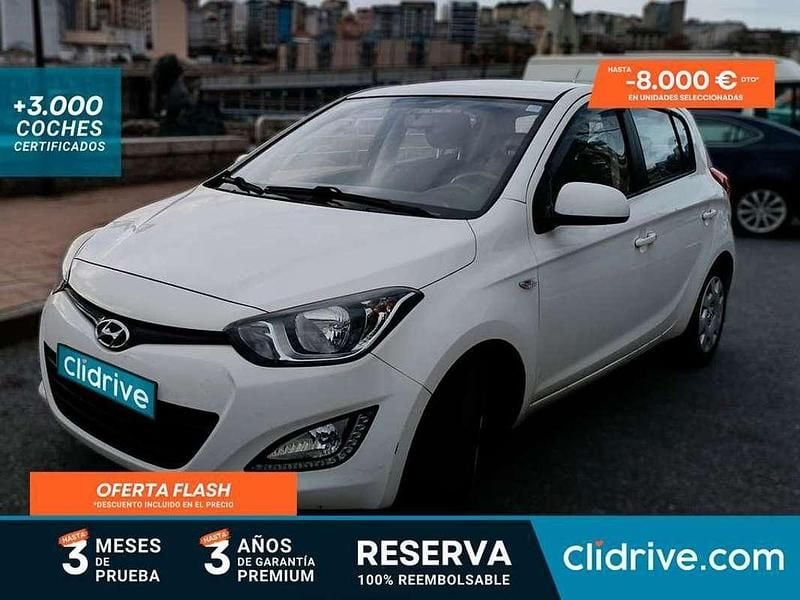 Blanco Usado 2012 Hyundai i20 Utilitario | 6690 € (Buen precio) - Imagen 1/3