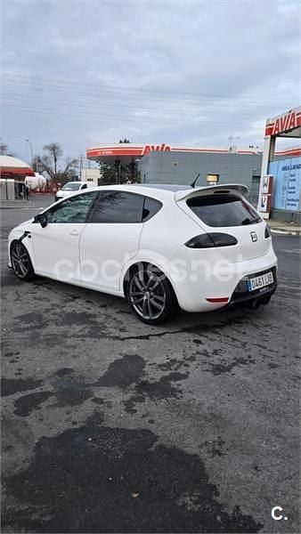 Usado Seat Leon CUPRA 240 CV (176 kW) 2007 Blanco Utilitario
