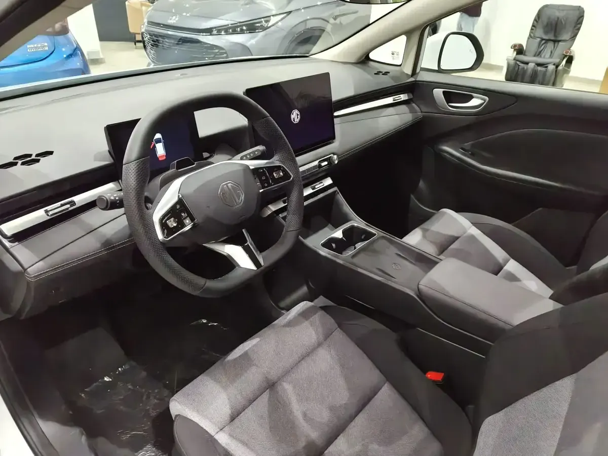 Nuevo MG MG4 EV Comfort 109 kW (149 CV) 2026 Blanco Utilitario