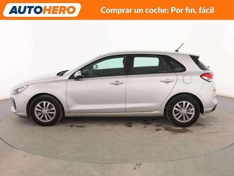 Usado Hyundai i30 95 CV (69 kW) 2017 Gris Utilitario