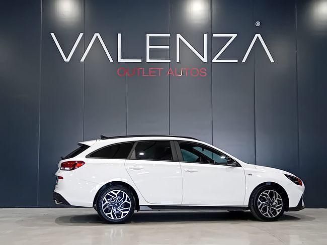 Nuevo Hyundai i30 N Line 99 CV (72 kW) 2025 Blanco Familiar