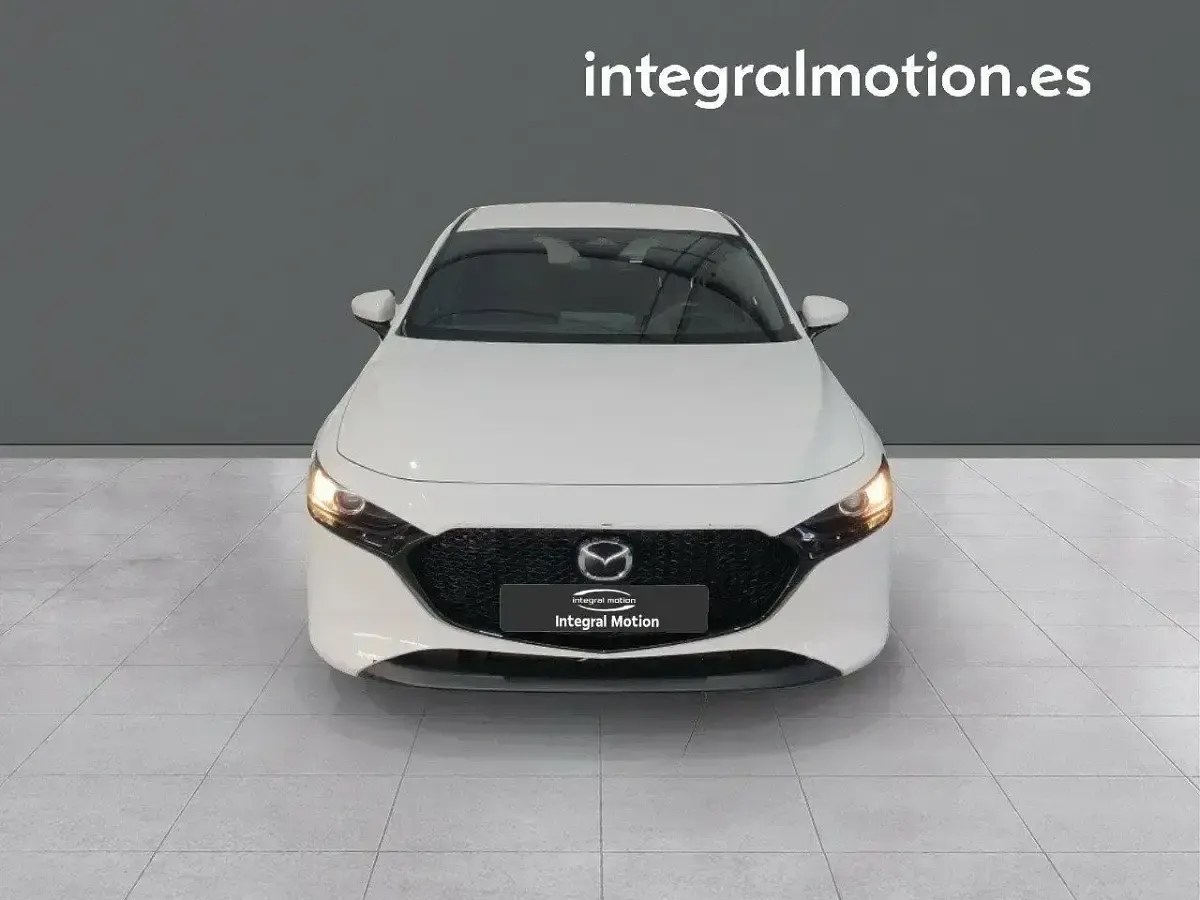 Usado Mazda 3 Prime-Line 140 CV (102 kW) 2025 Blanco Berlina