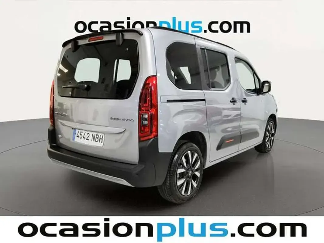 Usado Citroën e-Berlingo XTR 131 CV (96 kW) 2025 Gris Van