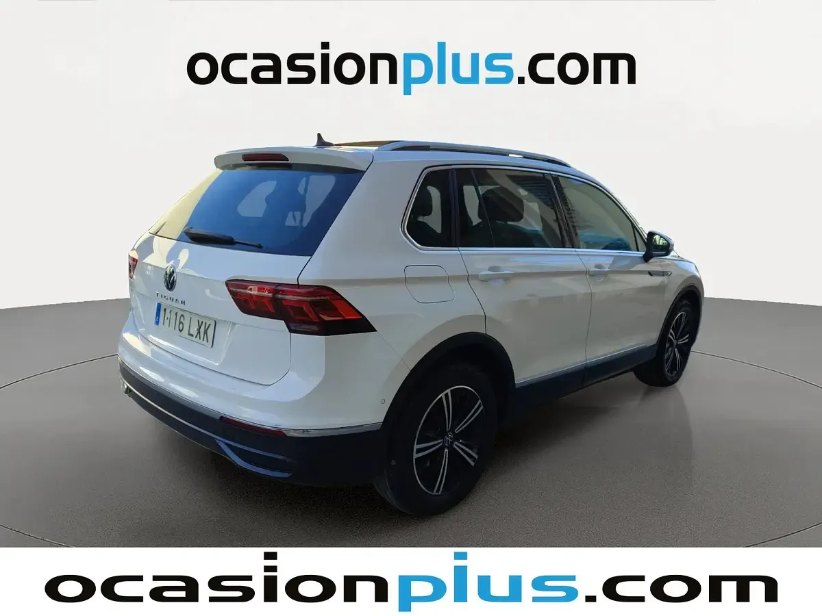 Usado VW Tiguan Life 150 CV (110 kW) 2022 Blanco SUV