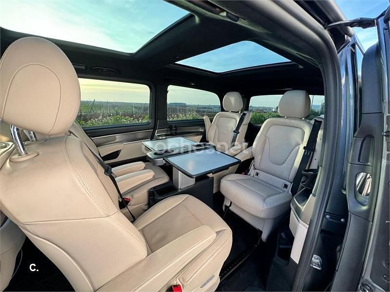 Gris / plata Usado 2019 Mercedes V250 Exclusive Monovolumen | 64.990 € - Imagen 1/4