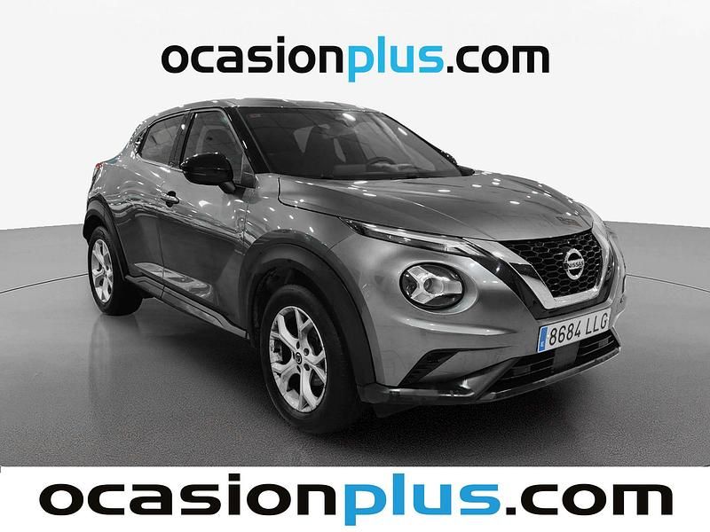 Usado Nissan Juke Acenta 117 CV (86 kW) 2020 Gris SUV
