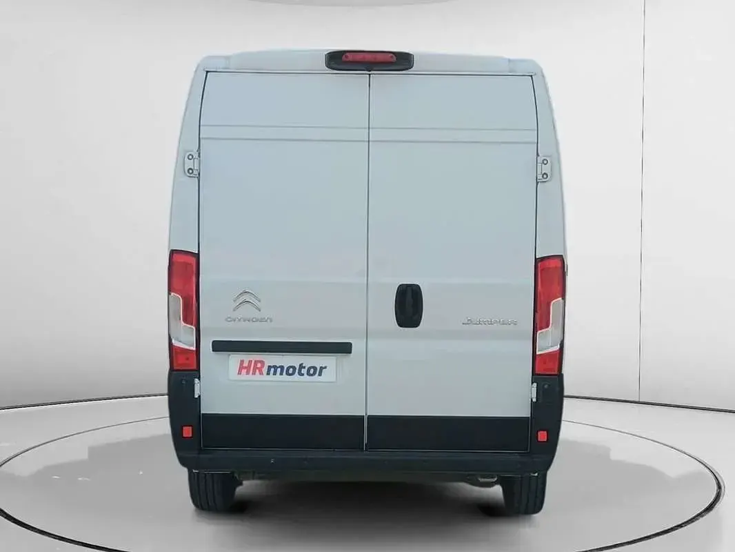 Usado Citroën Jumper 140 CV (102 kW) 2023 Blanco Monovolumen