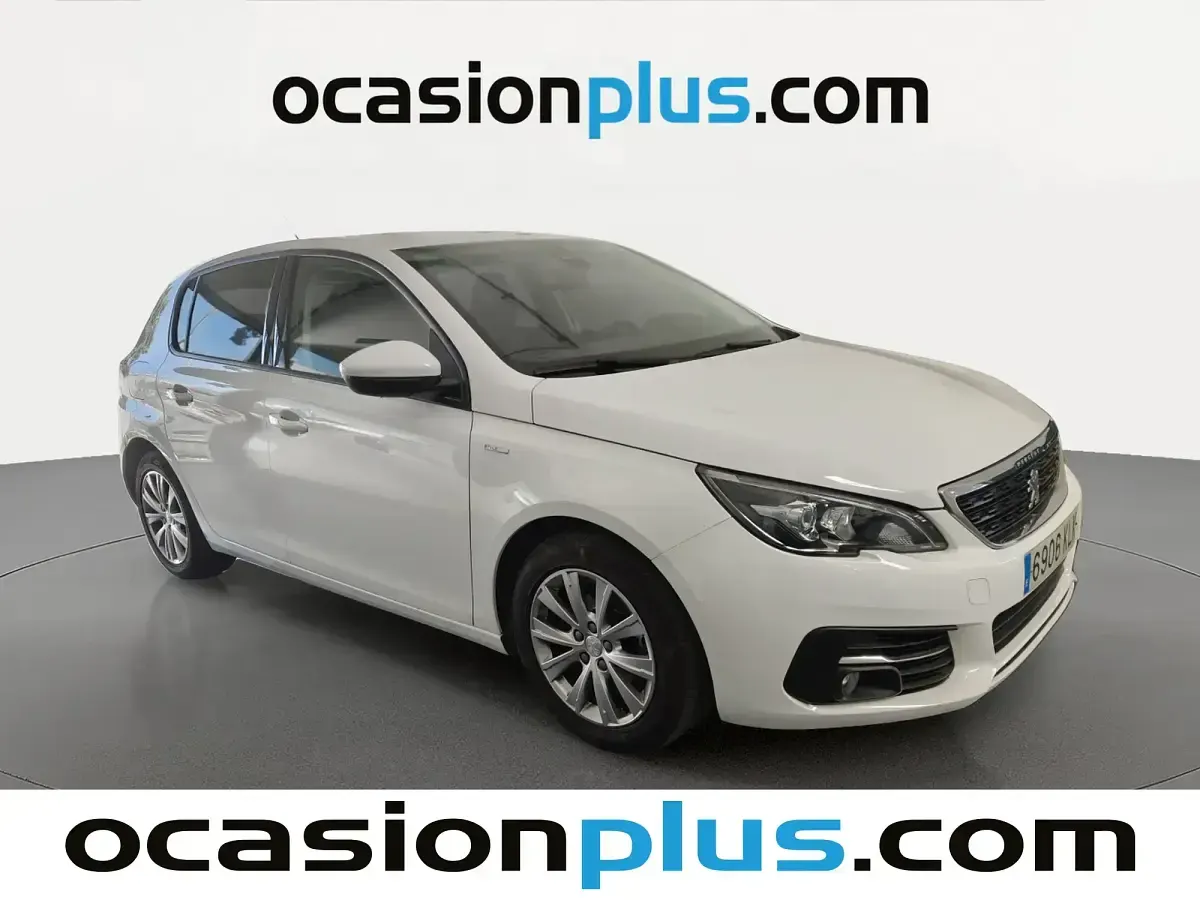 Usado Peugeot 308 Style 110 CV (80 kW) 2018 Blanco Berlina