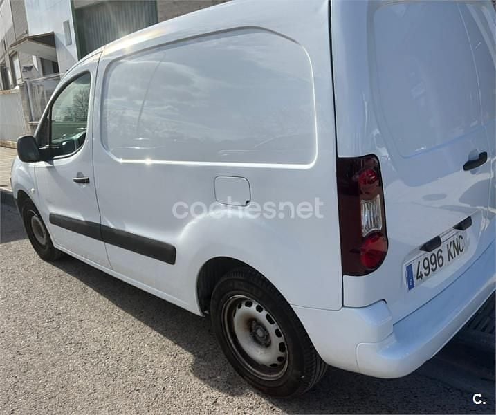 Usado Peugeot Partner Tepee Access 75 CV (55 kW) 2016 Blanco Monovolumen