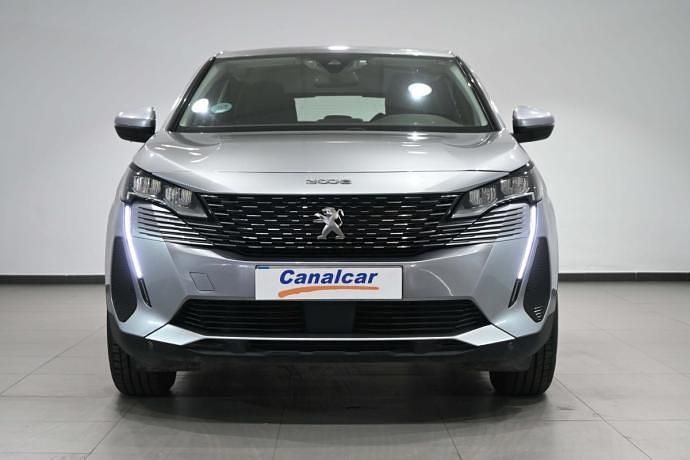 Usado Peugeot 3008 Active 131 CV (96 kW) 2021 Gris SUV