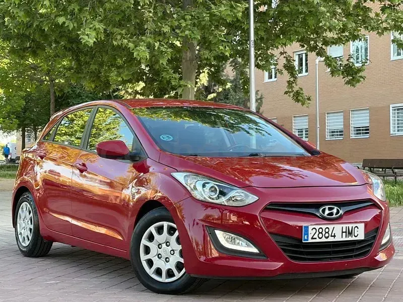 Brugt Hyundai i30 100 HK (73 kW) 2013 Rød Sedan