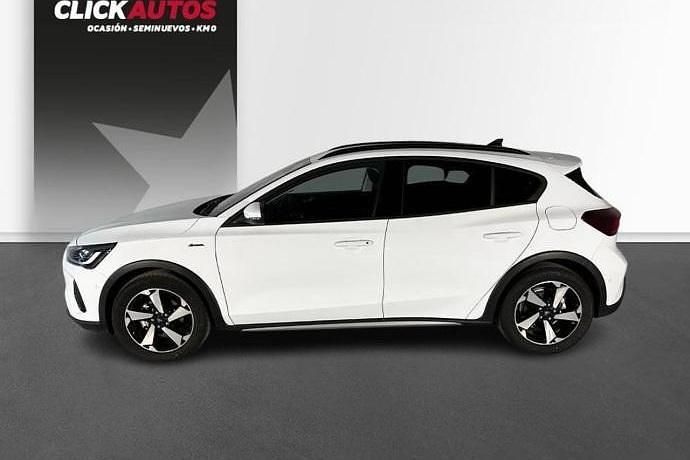 Usado Ford Focus Active 155 CV (114 kW) 2024 Blanco Berlina